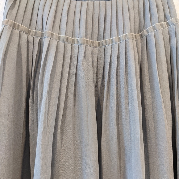 NWT Lafayette 148 Pleated Skirt w/ Velvet Size 4 - Picture 3 of 5